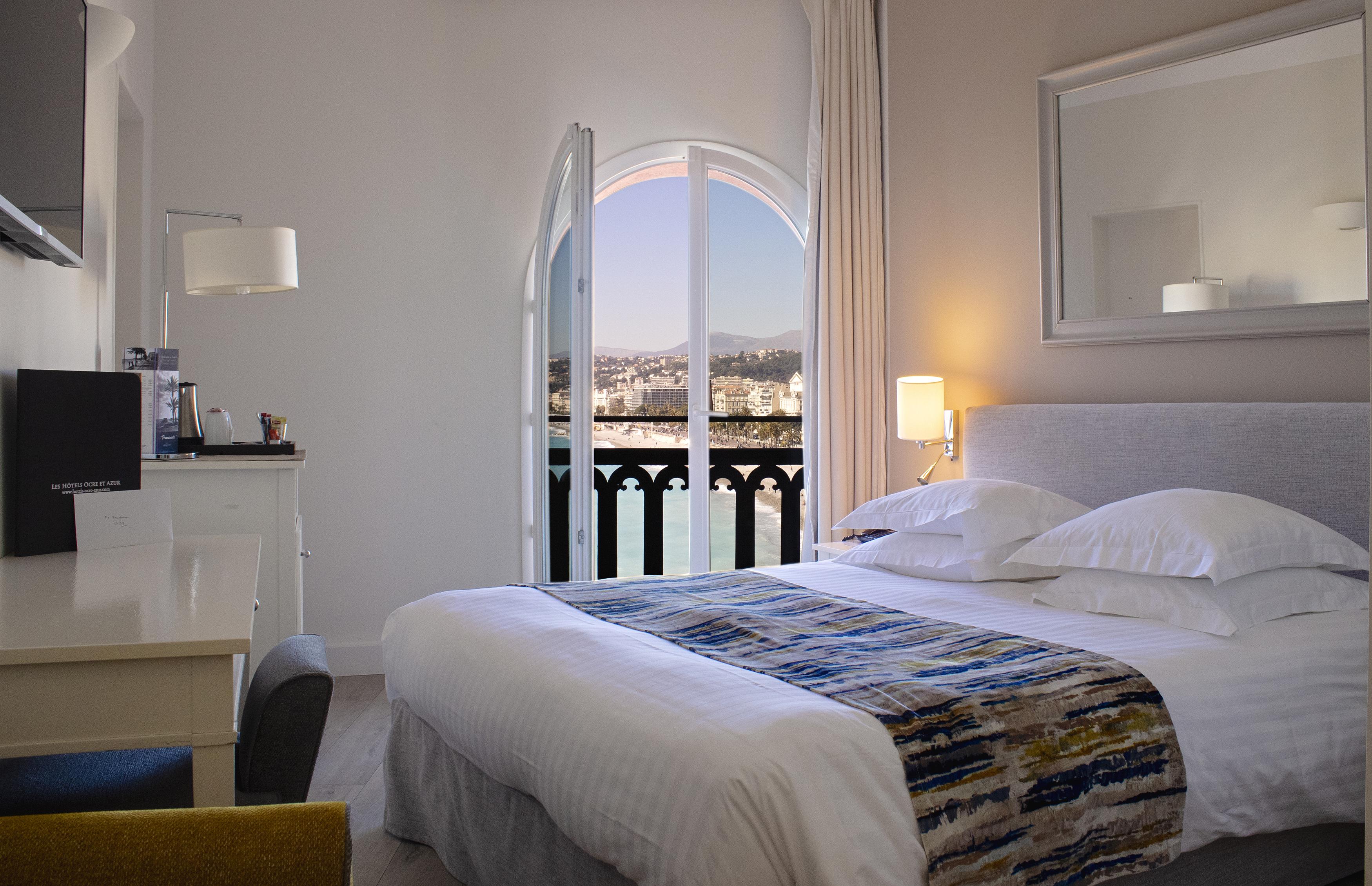Hotel Suisse Nice Bagian luar foto