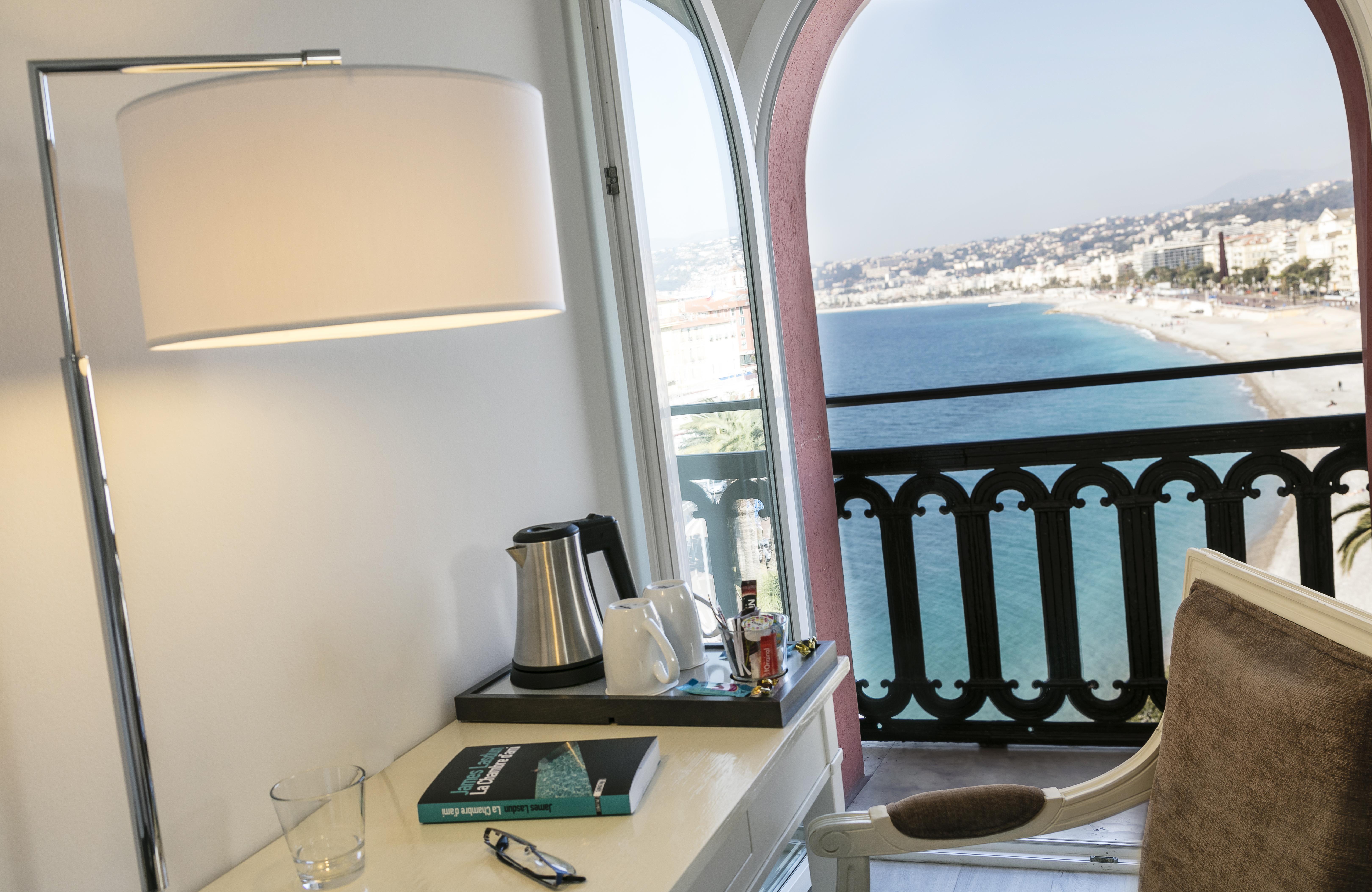 Hotel Suisse Nice Bagian luar foto