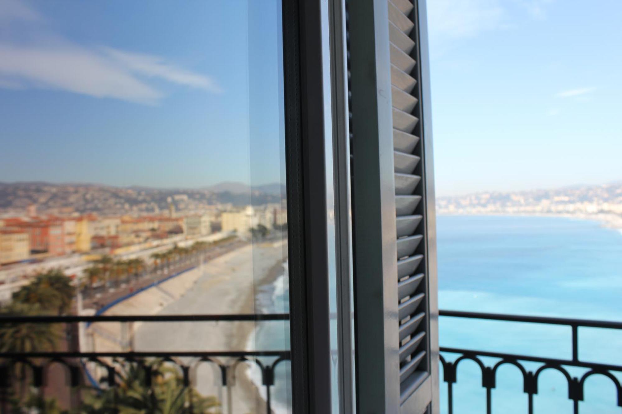 Hotel Suisse Nice Bagian luar foto