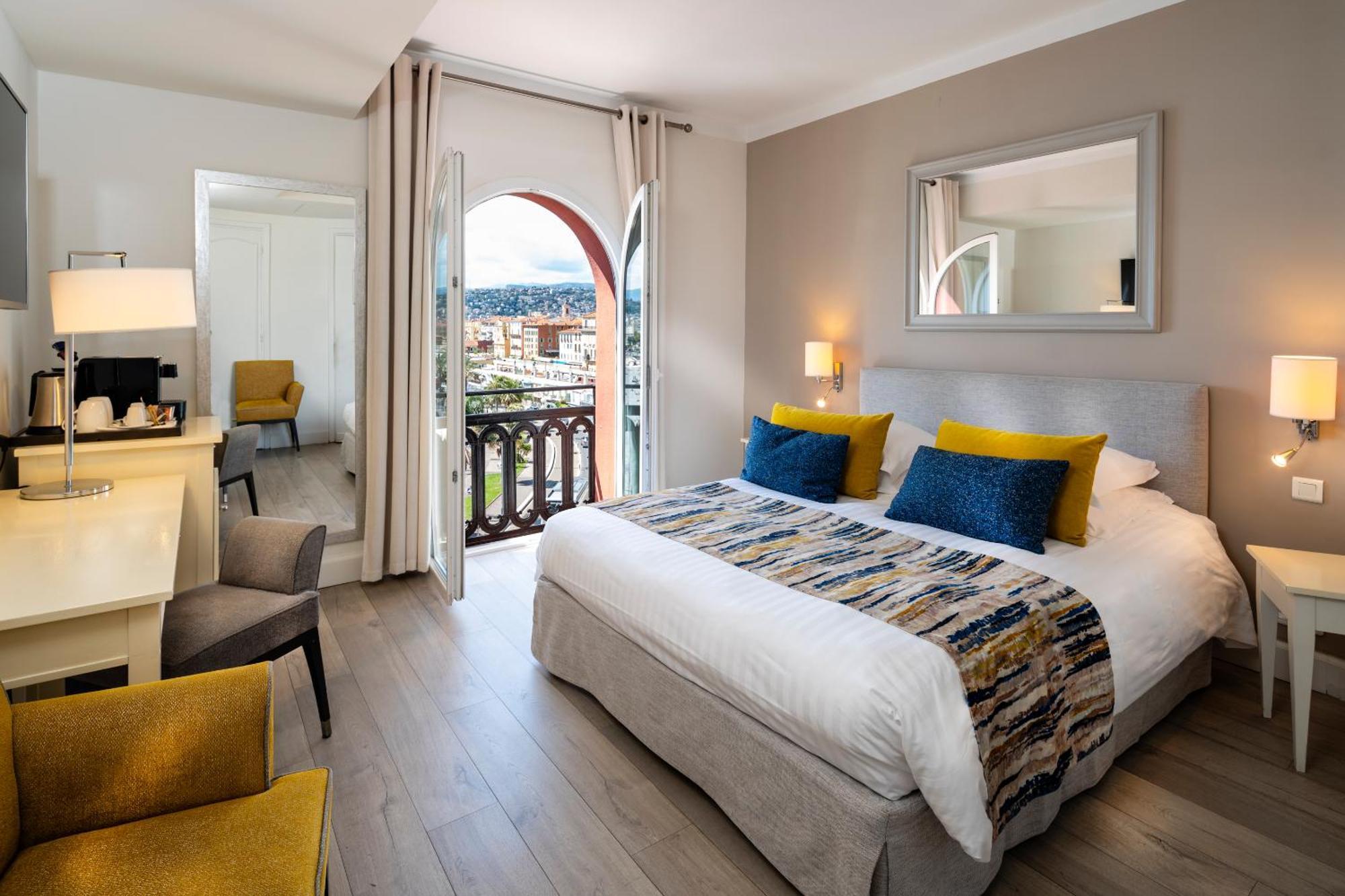 Hotel Suisse Nice Bagian luar foto