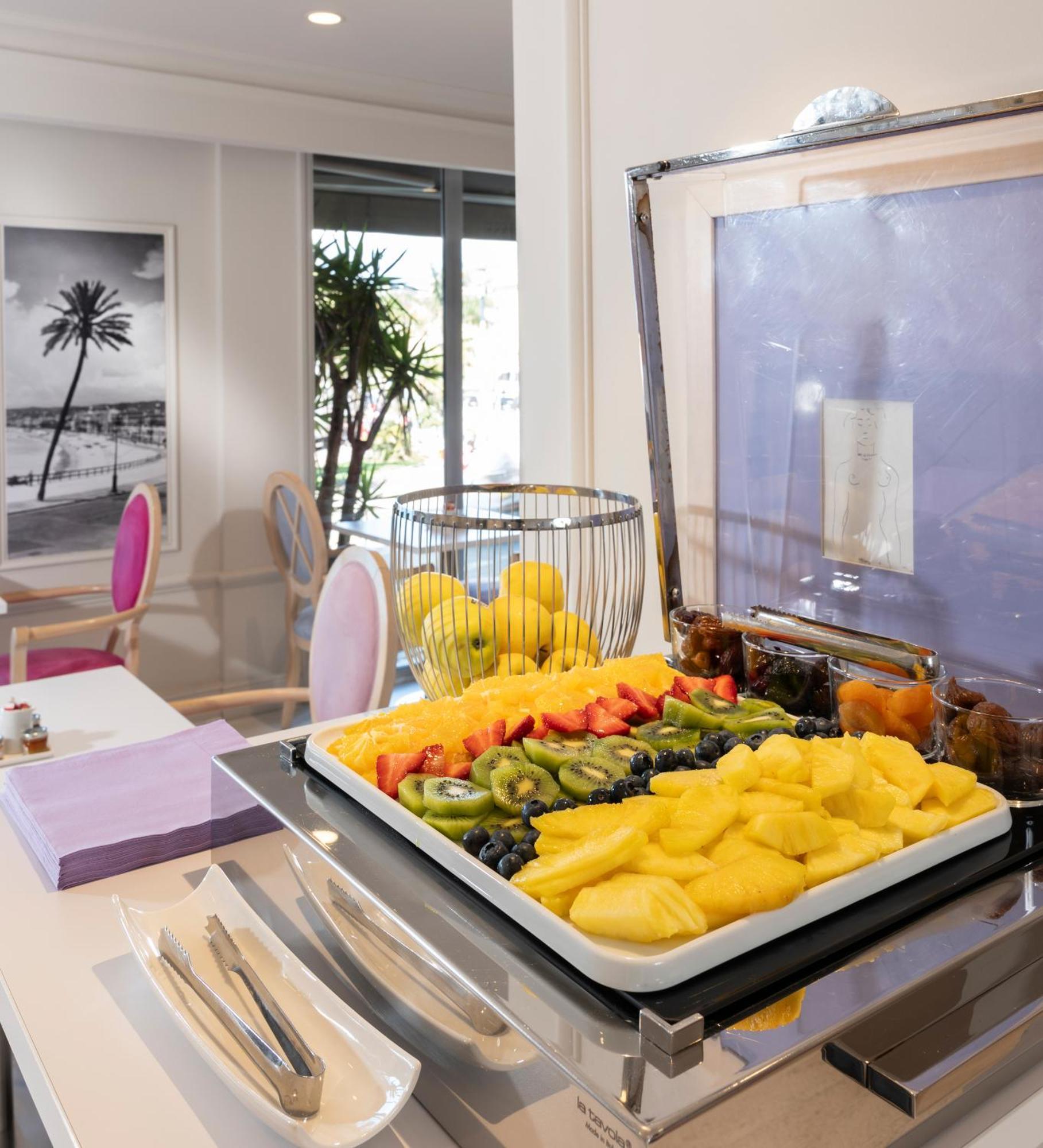 Hotel Suisse Nice Bagian luar foto
