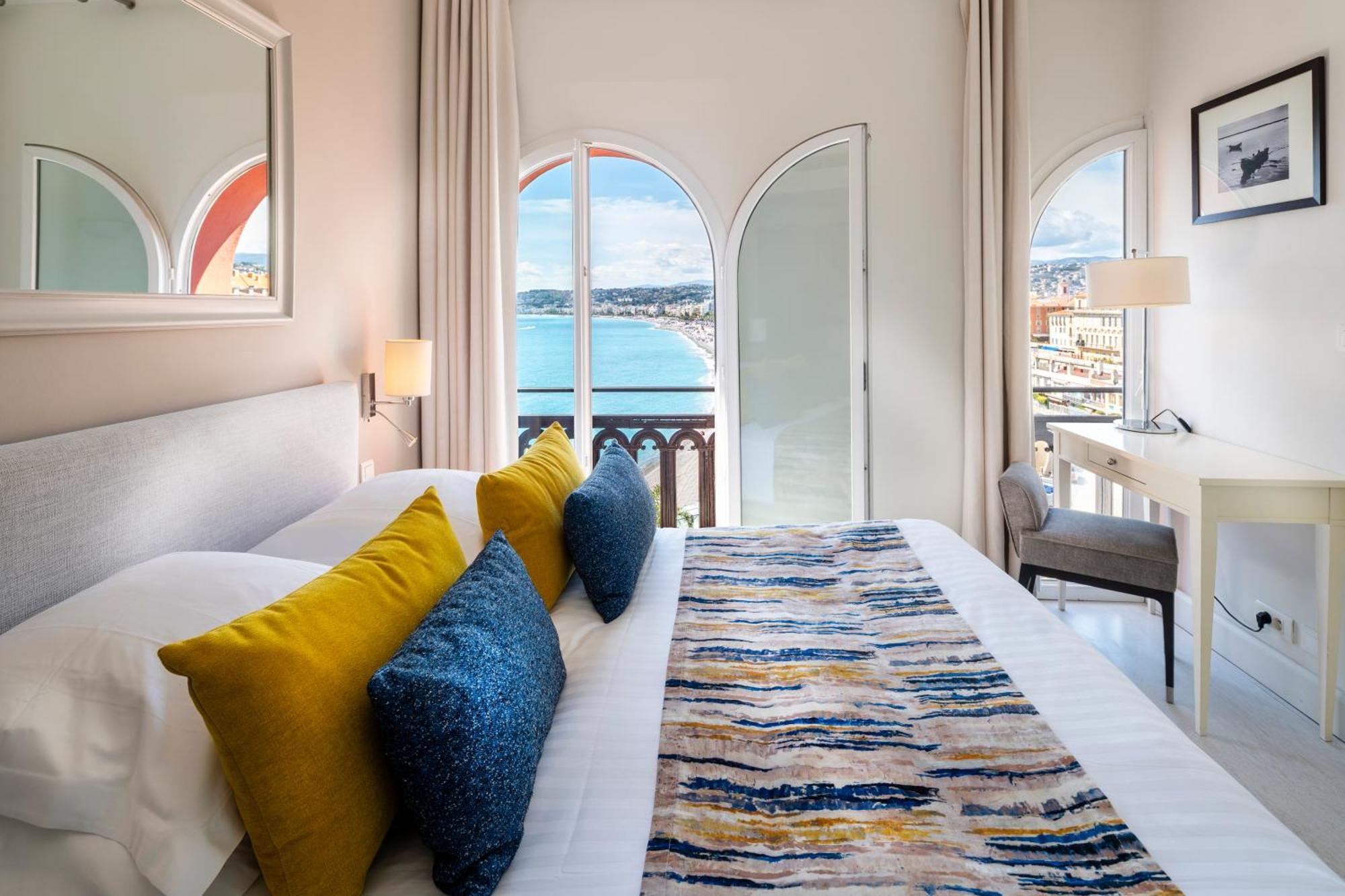 Hotel Suisse Nice Bagian luar foto